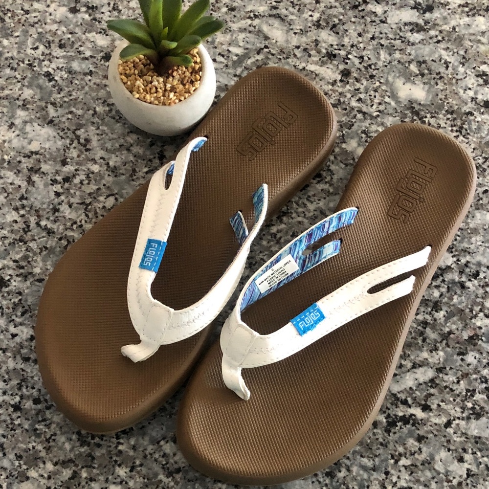 FLOJOS Flip Flops 1” Cushioned Heels